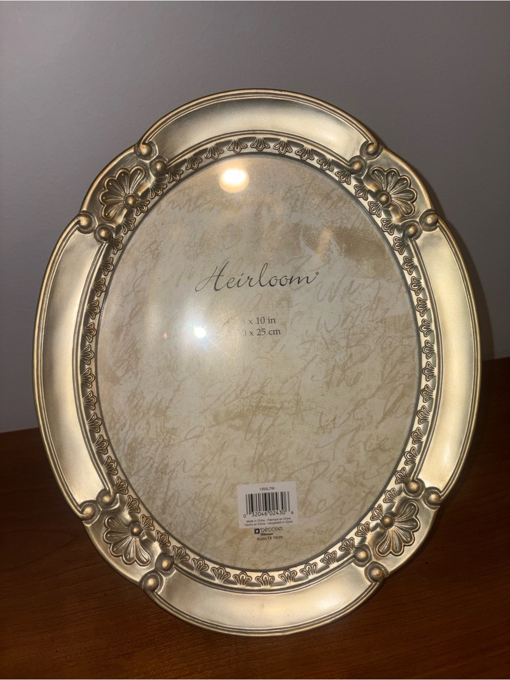 Vintage Decorel Heirloom Silver Gold Toned Oval Ornate Decorative Picture Frame